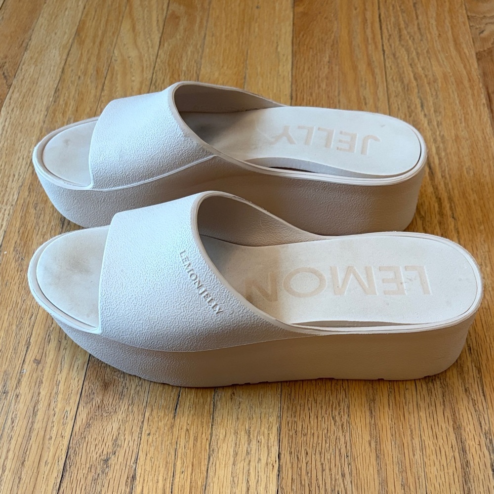 Lemon Jelly Women's Sunny Slide Sandal - Picture 4 of 7